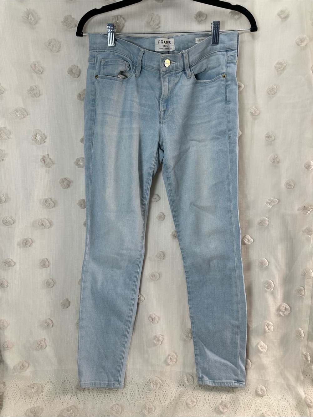 Frame Denim Women’s Light Wash Skinny Jeans Size 27